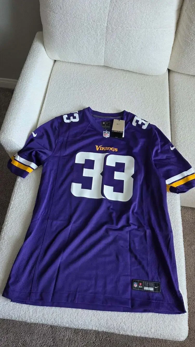 Nike Minnesota Vikings Aaron Jones #33 Purple Football Jersey